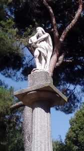 Estatua de Cronos